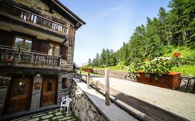 Antica Casa Di Montagna Maison Bovard